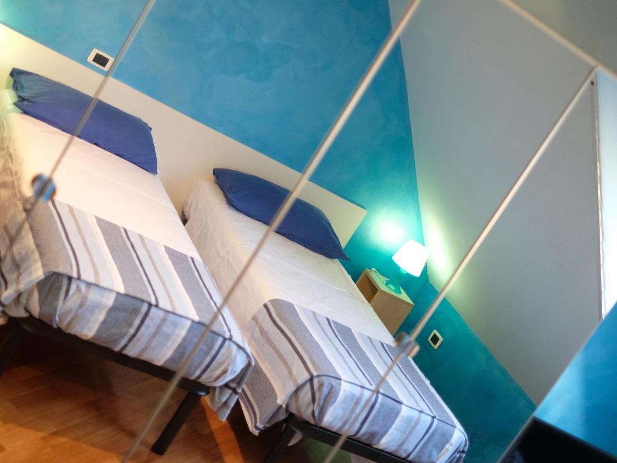 Oasi 83 Hotel San Benedetto del Tronto Buitenkant foto