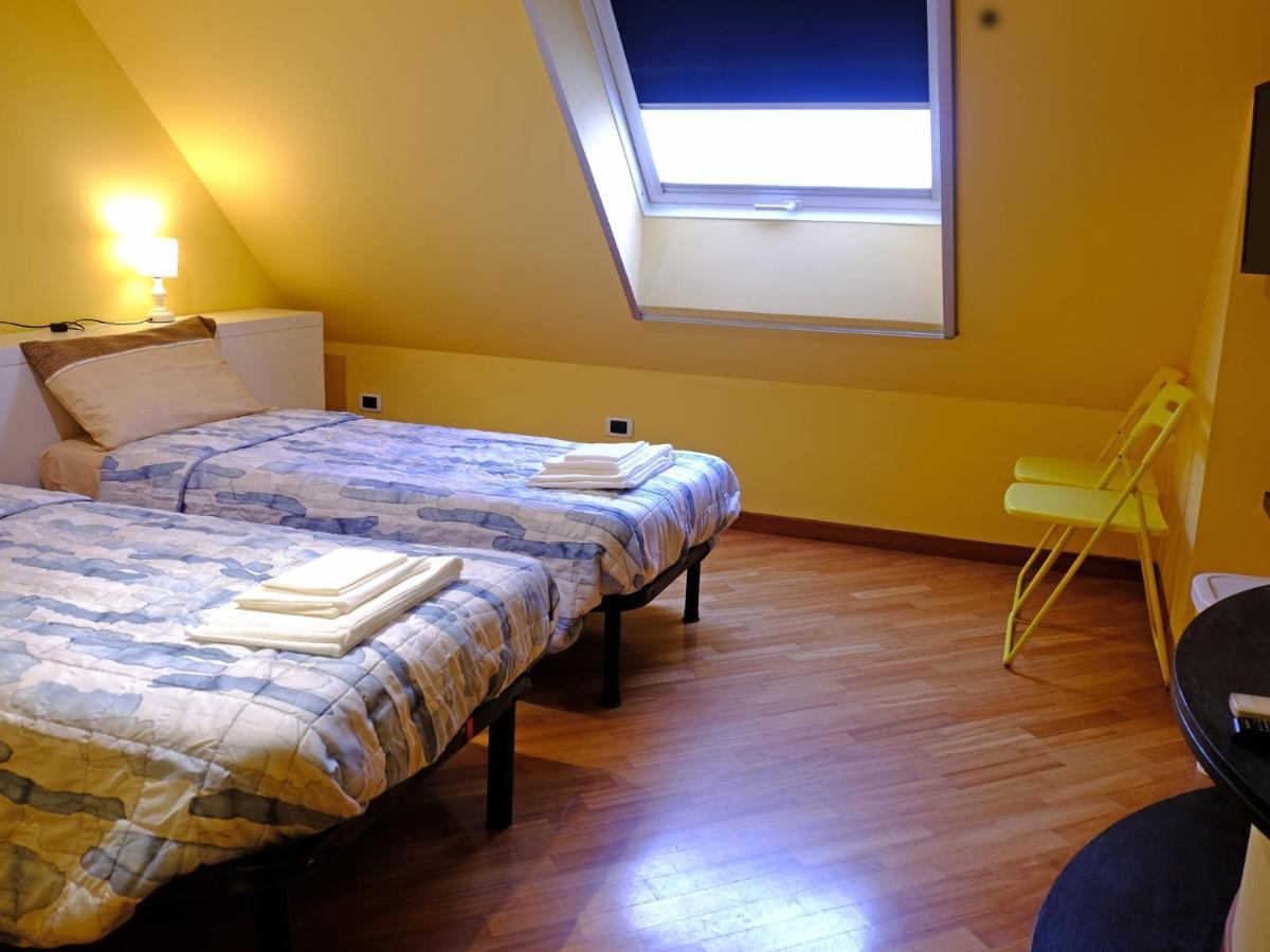 Oasi 83 Hotel San Benedetto del Tronto Buitenkant foto